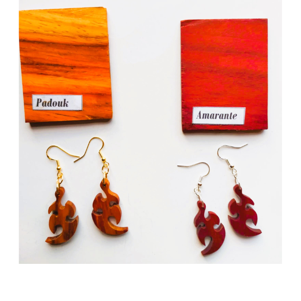 boucles d'oreilles flammes 2 essences de bois sami créascions
